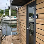 Úszó hotel Hausboot-lafe Flensburger Foerde Egernsund