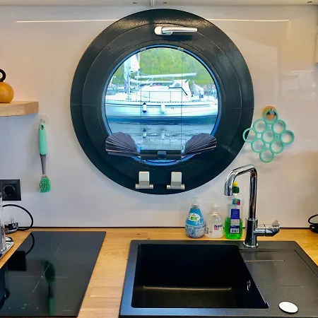 Hausboot-lafe Flensburger Foerde Botel