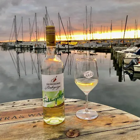 Hausboot-lafe Flensburger Foerde Hotel en barco Egernsund