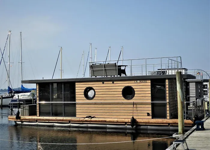 Hausboot-lafe Flensburger Foerde Botel *